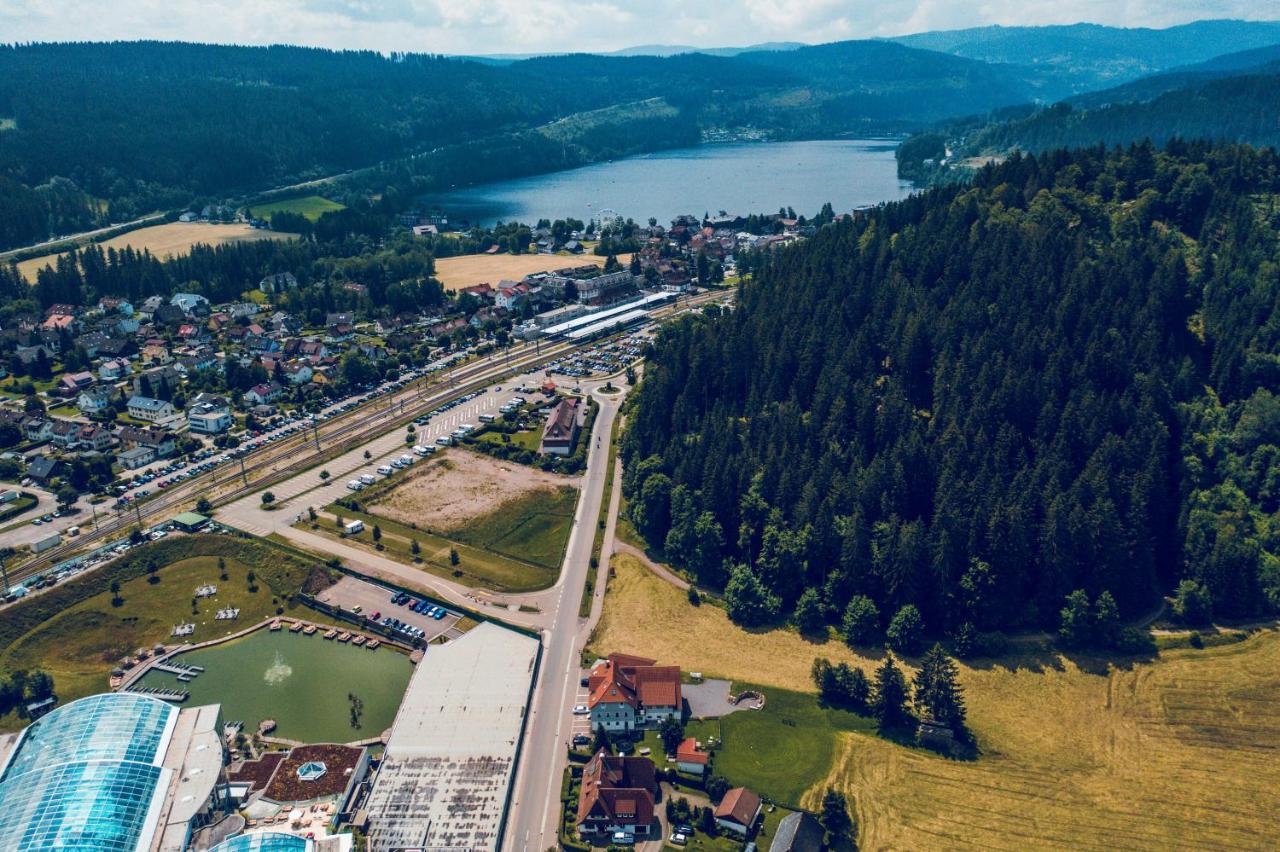 Minaroso Am Badeparadies * Titisee-Neustadt